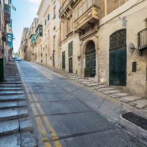Kampnar Living Malta